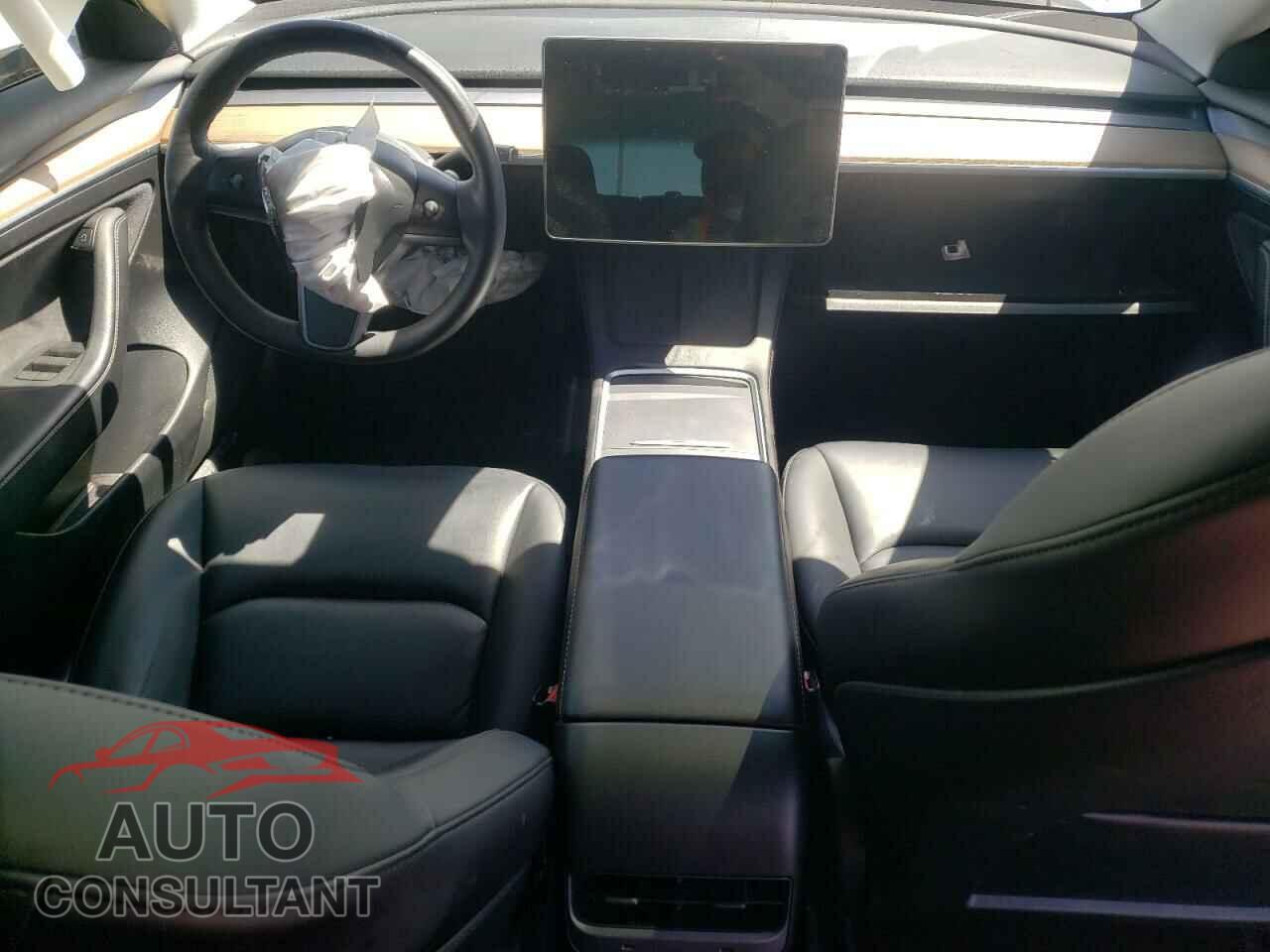 TESLA MODEL 3 2021 - 5YJ3E1EB1MF997807