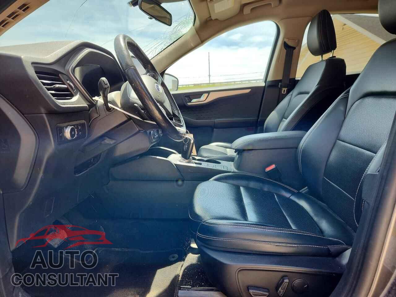 FORD ESCAPE 2020 - 1FMCU9H9XLUA72616