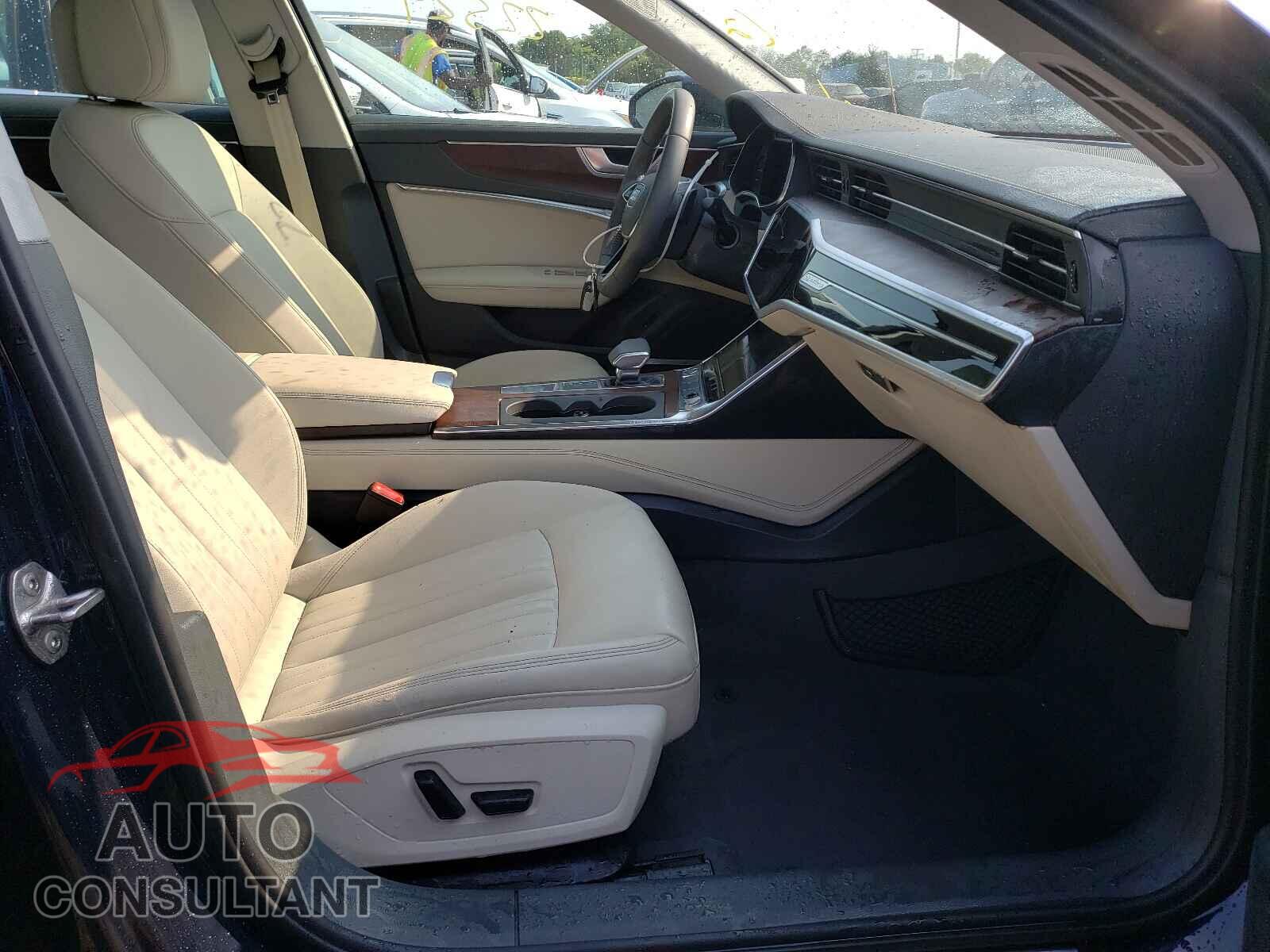 AUDI A6 2019 - WAUL2AF26KN112651