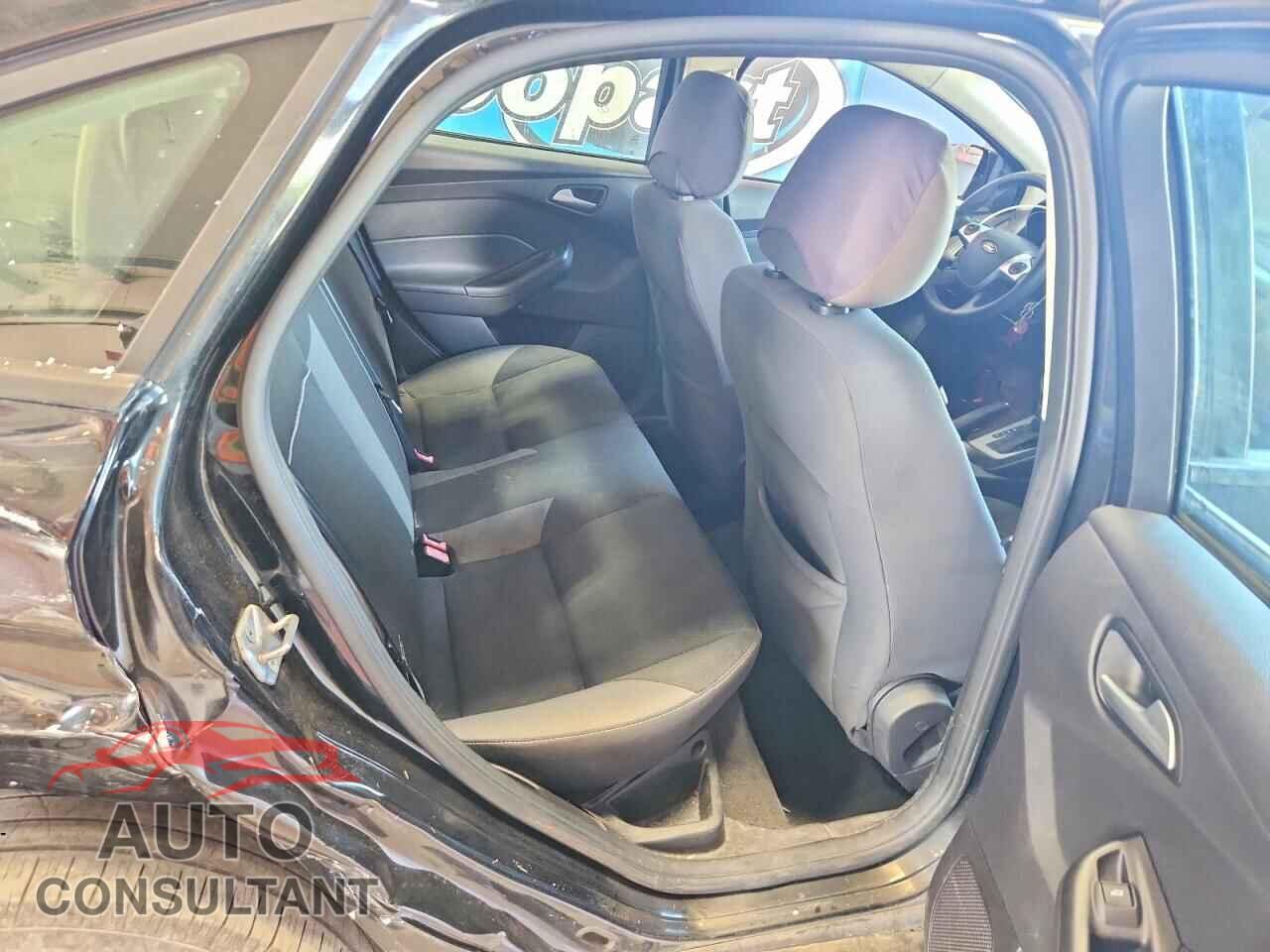 FORD FOCUS 2014 - 1FADP3F26EL257537