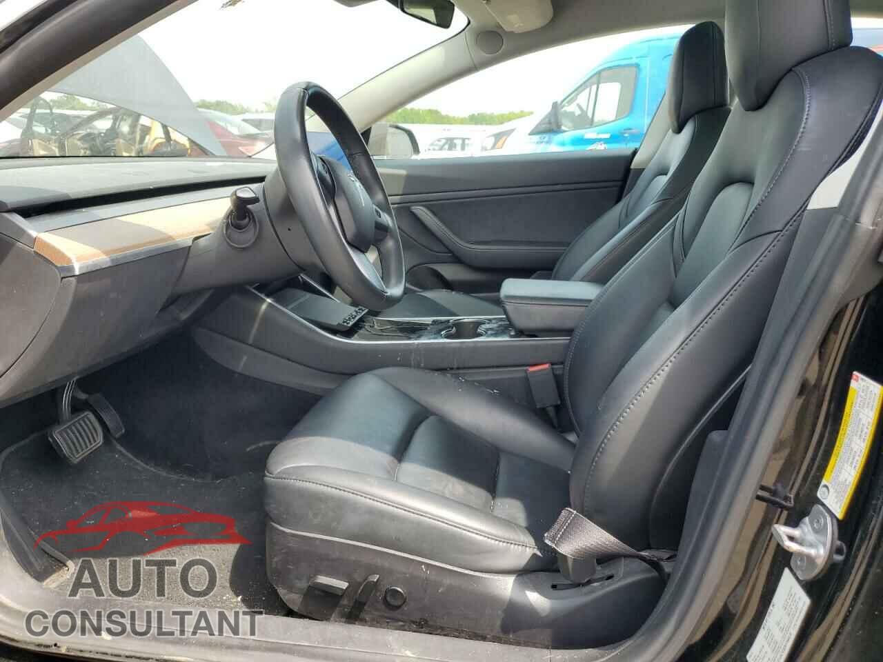 TESLA MODEL 3 2019 - 5YJ3E1EB2KF388576