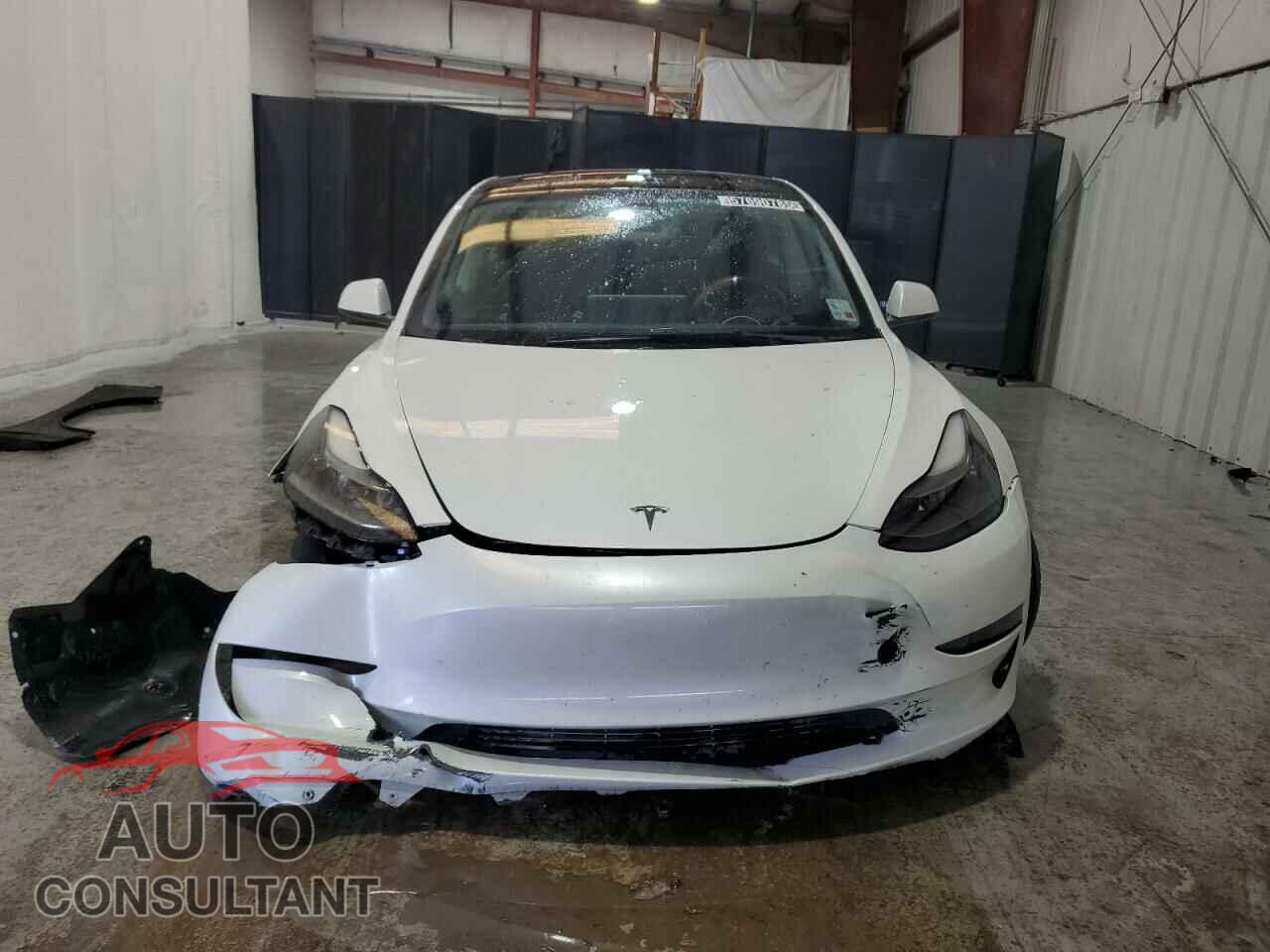 TESLA MODEL 3 2023 - 5YJ3E1EA3PF438271