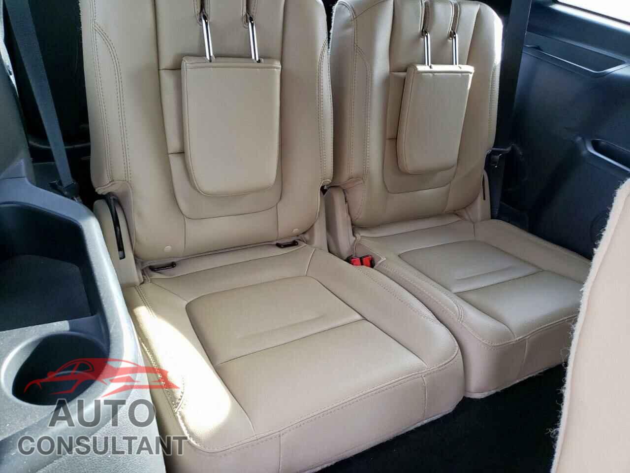 FORD EXPLORER 2017 - 1FM5K7D84HGC31412