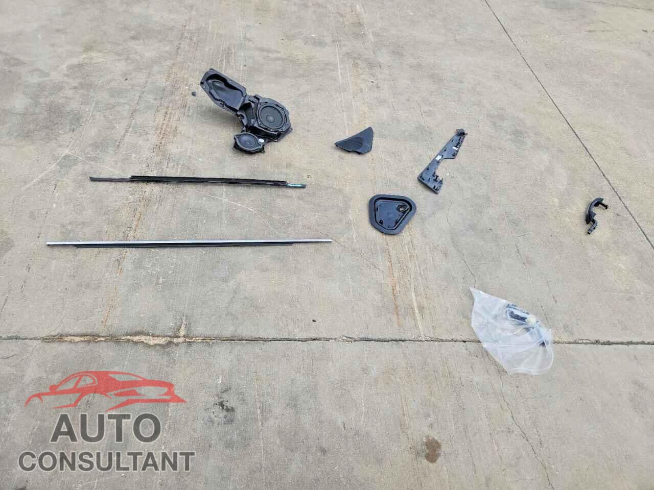 AUDI A6 2024 - WAUL2BF25RN050112