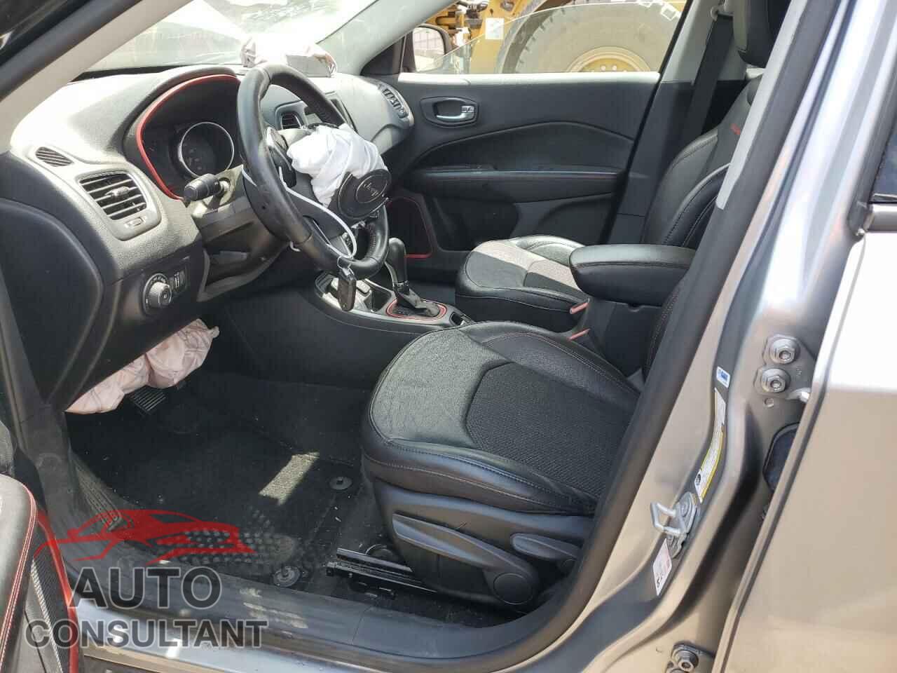 JEEP COMPASS 2020 - 3C4NJDDB6LT118616