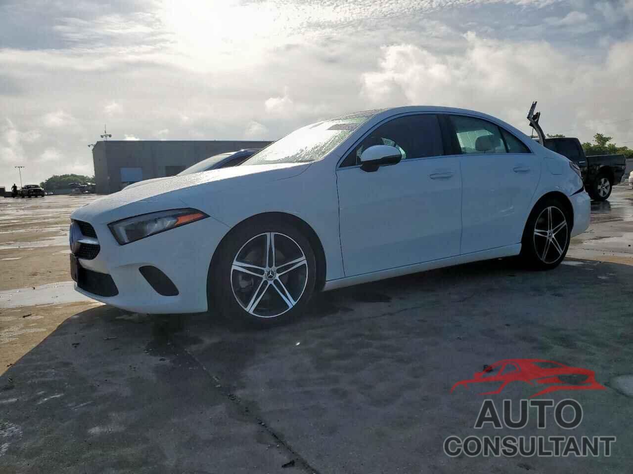 MERCEDES-BENZ A-CLASS 2021 - W1K3G4FB3MJ290216