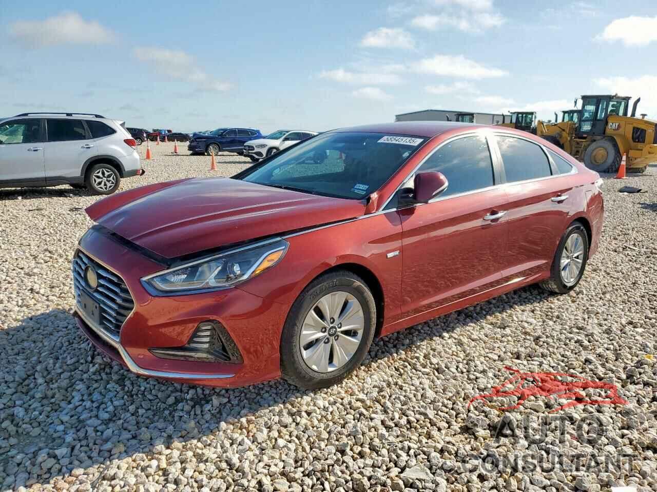HYUNDAI SONATA 2018 - KMHE24L37JA085763