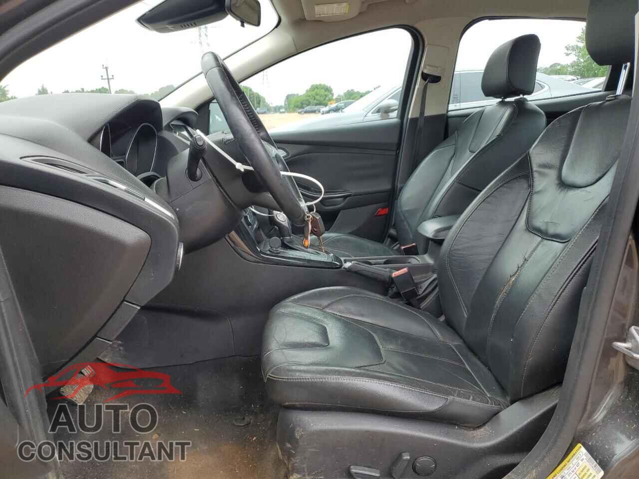 FORD FOCUS 2016 - 1FADP3J24GL201025