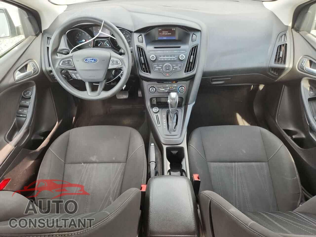FORD FOCUS 2015 - 1FADP3F26FL276350