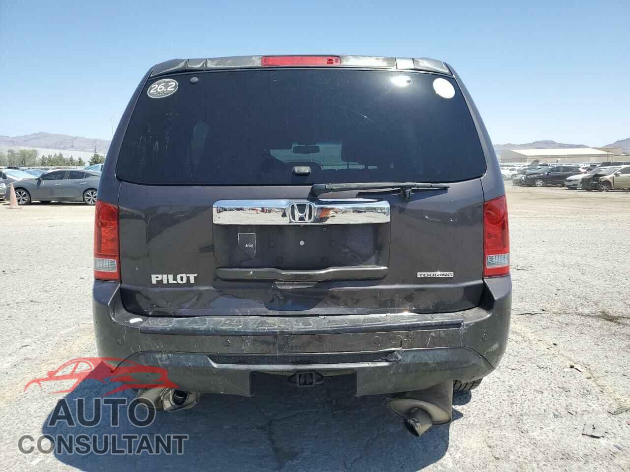 HONDA PILOT 2013 - 5FNYF3H98DB015861
