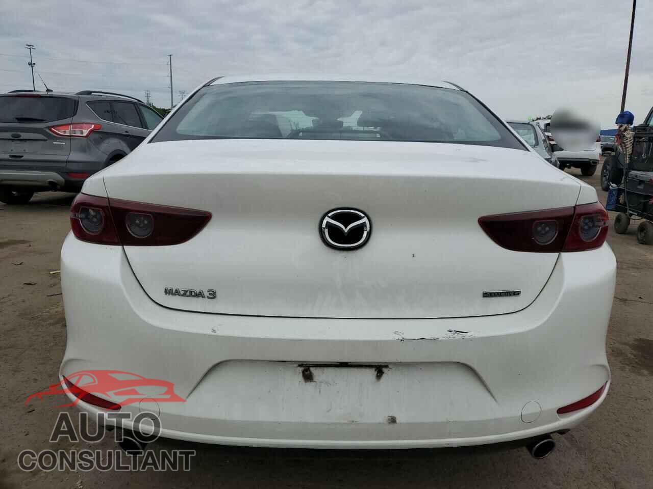 MAZDA 3 2019 - 3MZBPABL8KM114164