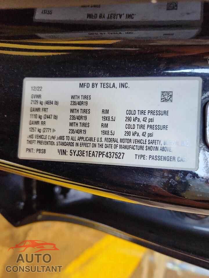 TESLA MODEL 3 2023 - 5YJ3E1EA7PF437527