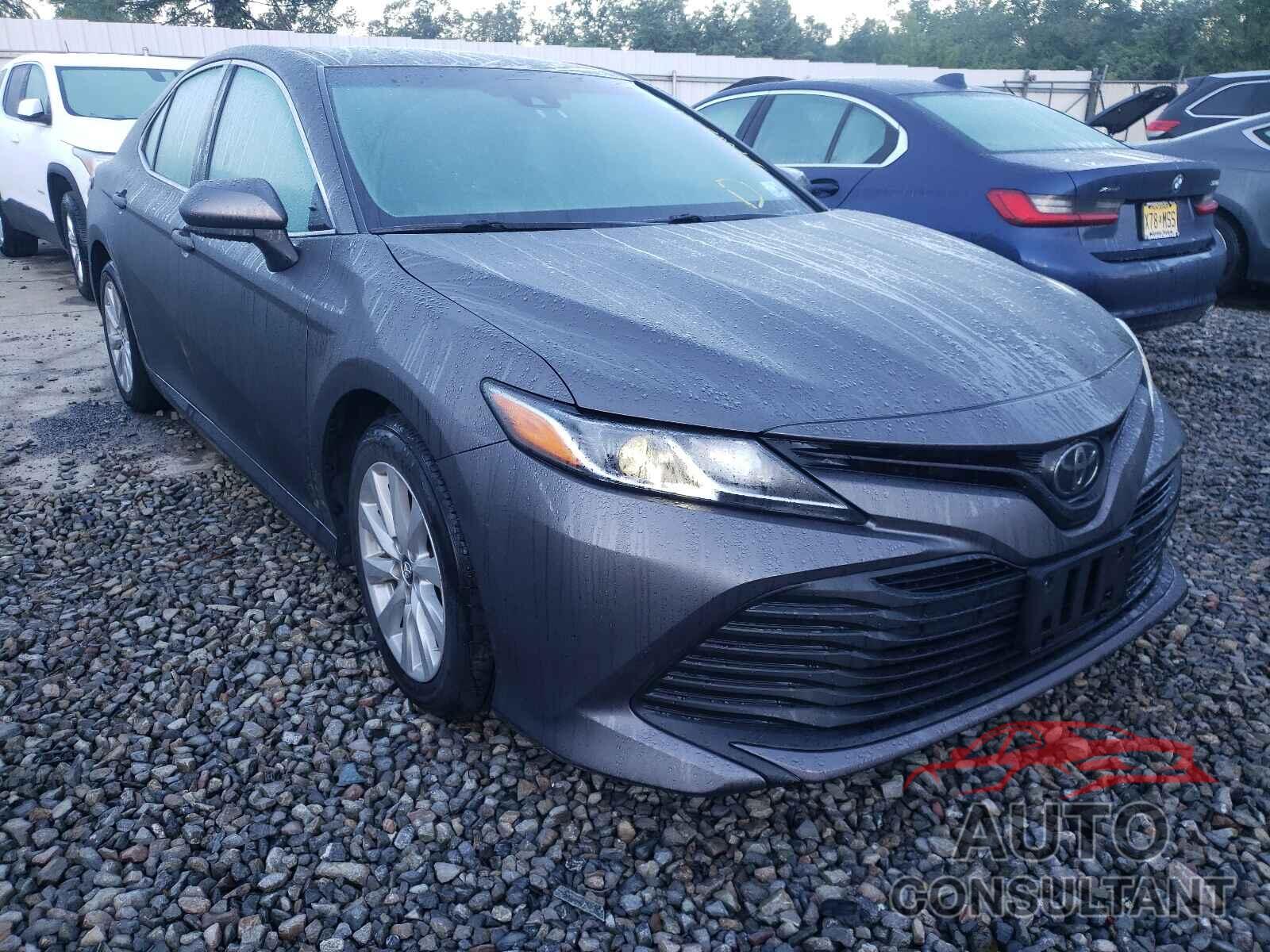 TOYOTA CAMRY 2019 - 4T1B11HK3KU213131