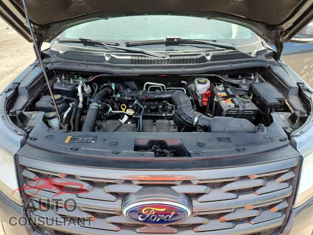 FORD EXPLORER 2018 - 1FM5K7DH3JGB75212