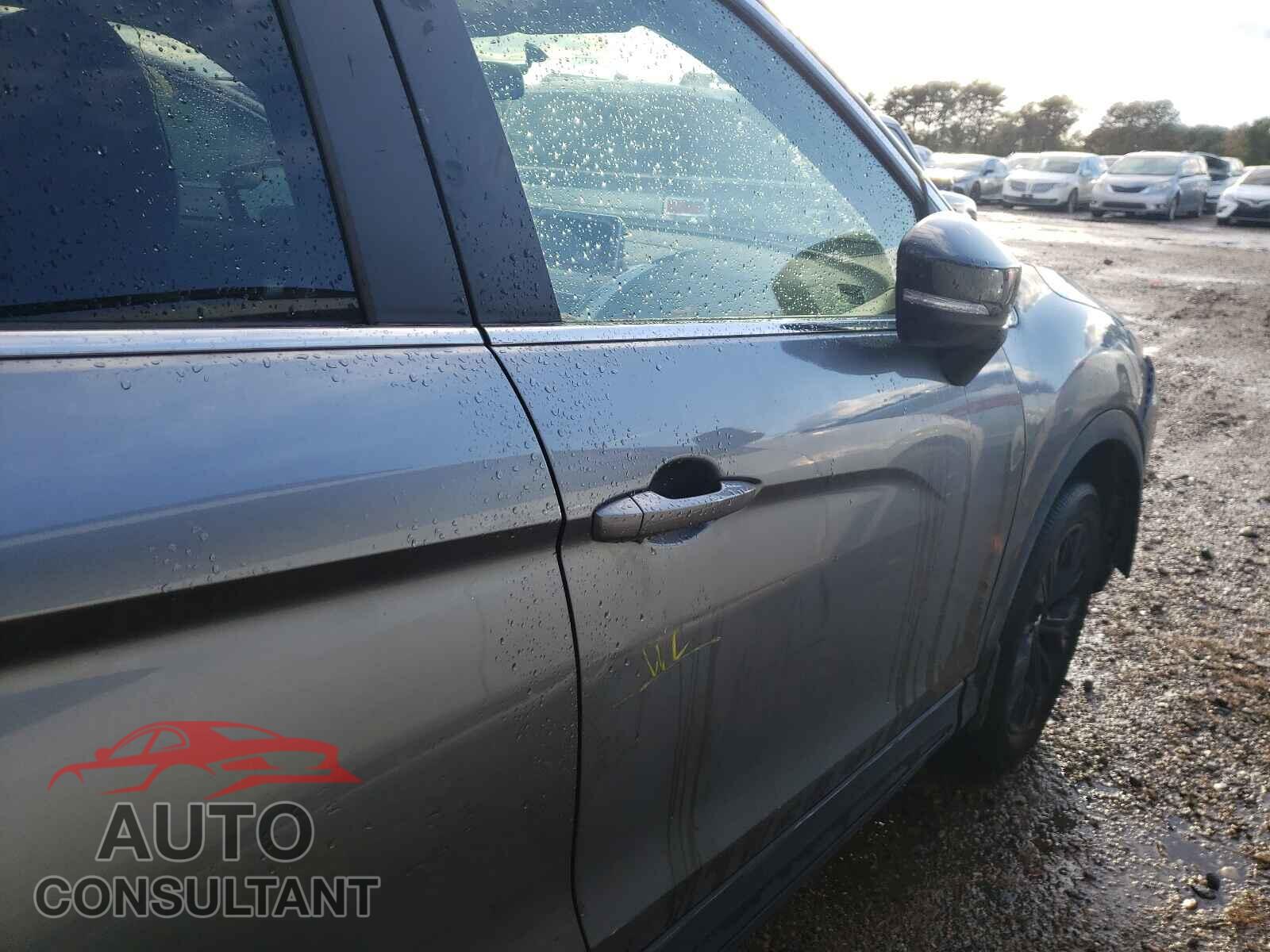 MITSUBISHI ECLIPSE 2018 - JA4AT4AA2JZ068138