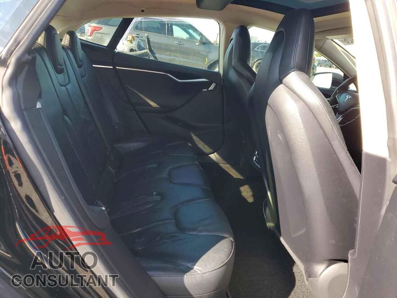 TESLA MODEL S 2013 - 5YJSA1CN7DFP12290