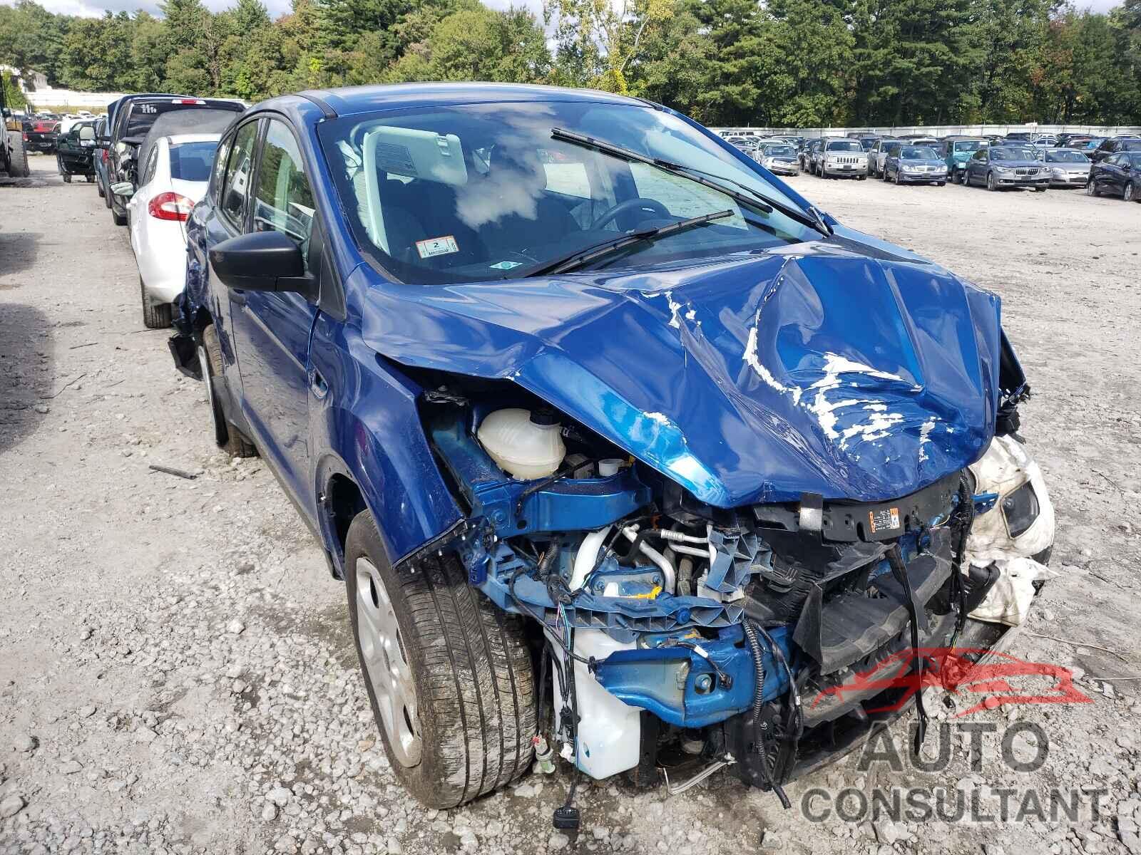 FORD ESCAPE 2017 - 1FMCU0F76HUD71007