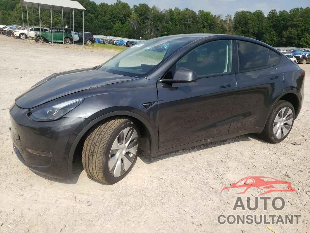 TESLA MODEL Y 2024 - 7SAYGDEE6RA255311