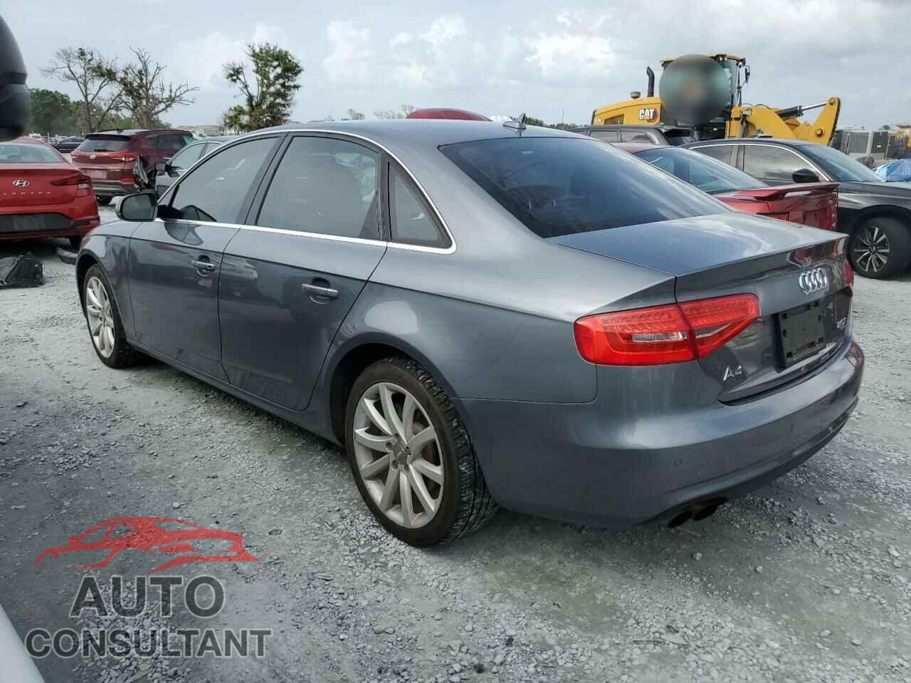 AUDI A4 2013 - WAUFFAFL9DN041393
