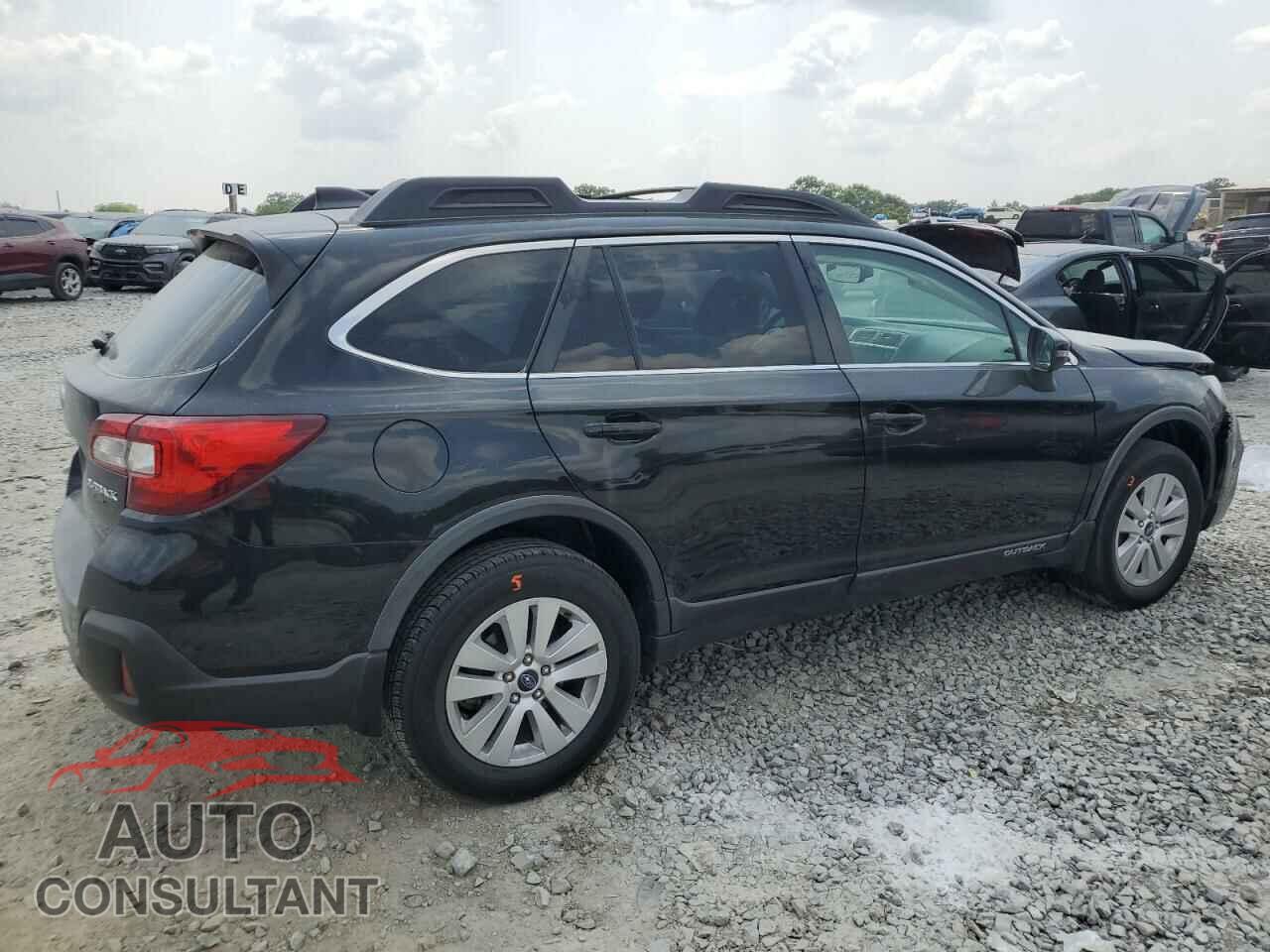 SUBARU OUTBACK 2018 - 4S4BSAFC7J3204381