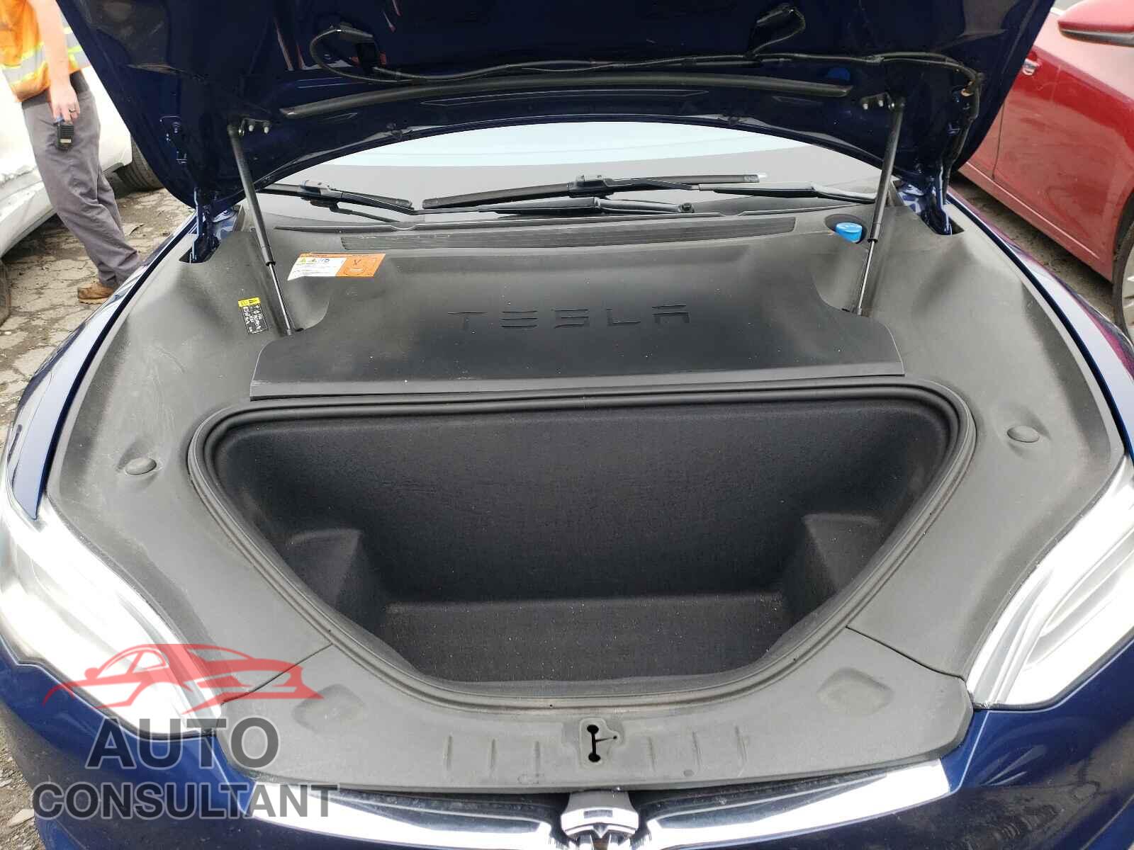 TESLA MODEL S 2018 - 5YJSA1E22JF239980