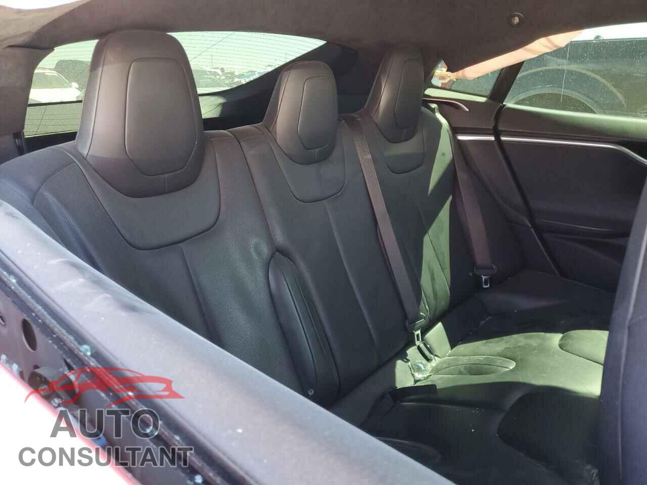 TESLA MODEL S 2016 - 5YJSA1E49GF171025