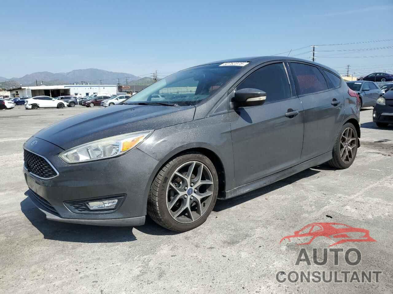 FORD FOCUS 2015 - 1FADP3K23FL385693