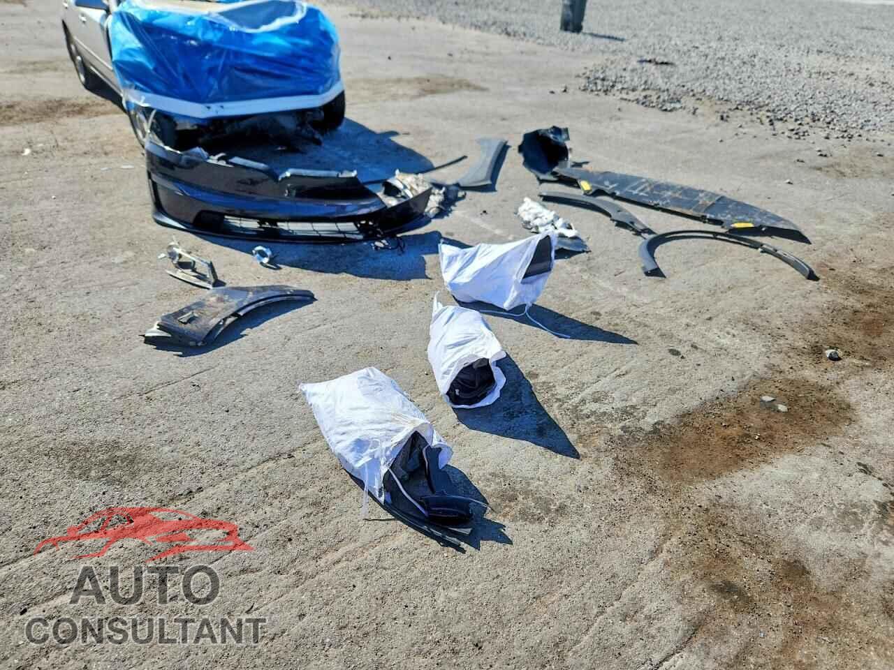 TESLA MODEL X 2024 - 7SAXCDE57RF443765