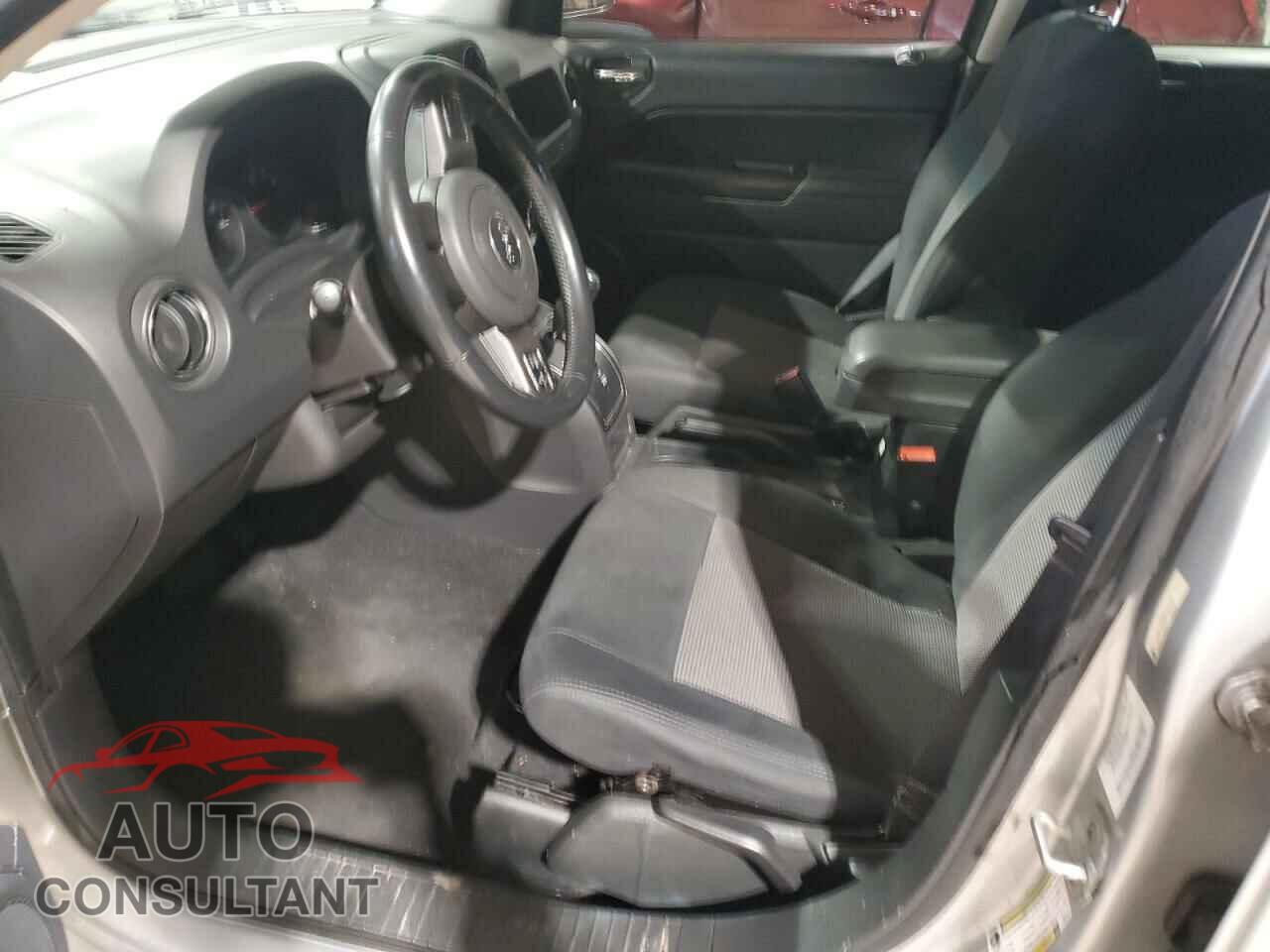 JEEP COMPASS 2011 - 1J4NF1FB8BD244746