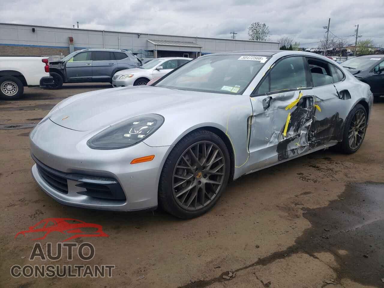 PORSCHE PANAMERA 2018 - WP0AA2A78JL109928