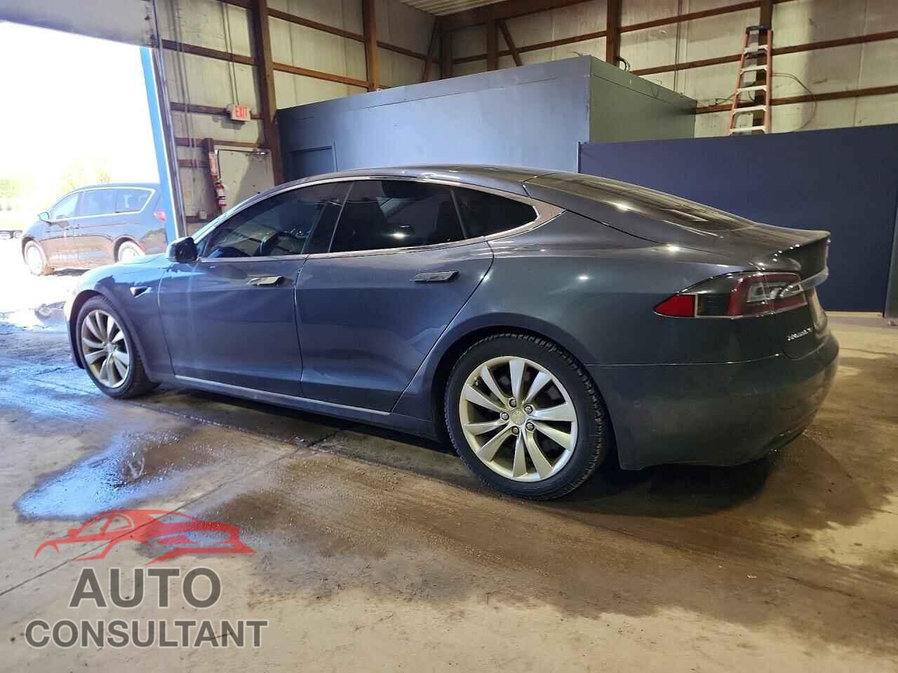 TESLA MODEL S 2017 - 5YJSA1E23HF183445