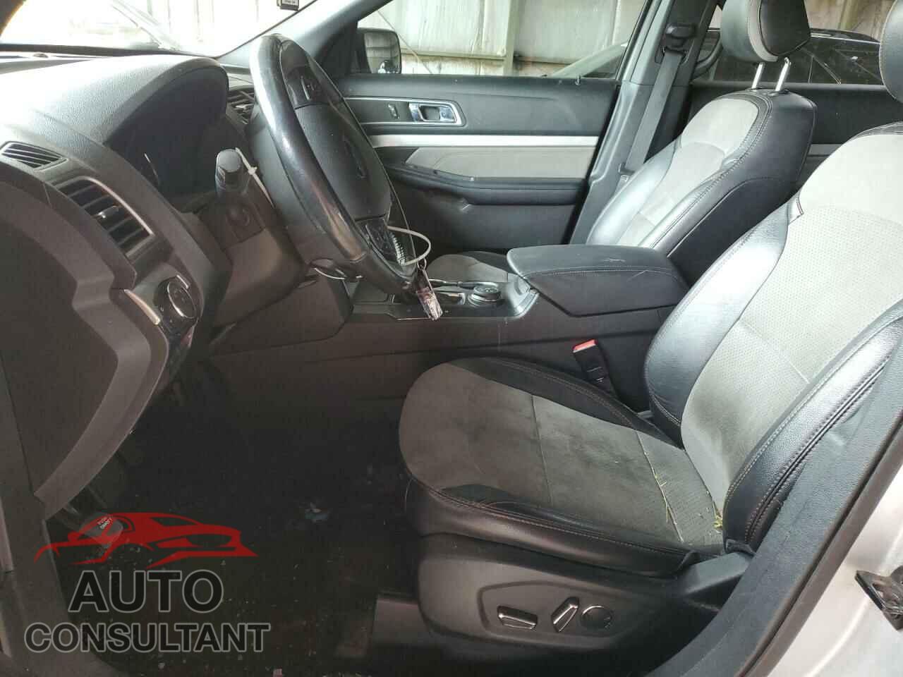 FORD EXPLORER 2017 - 1FM5K8DH7HGD73453