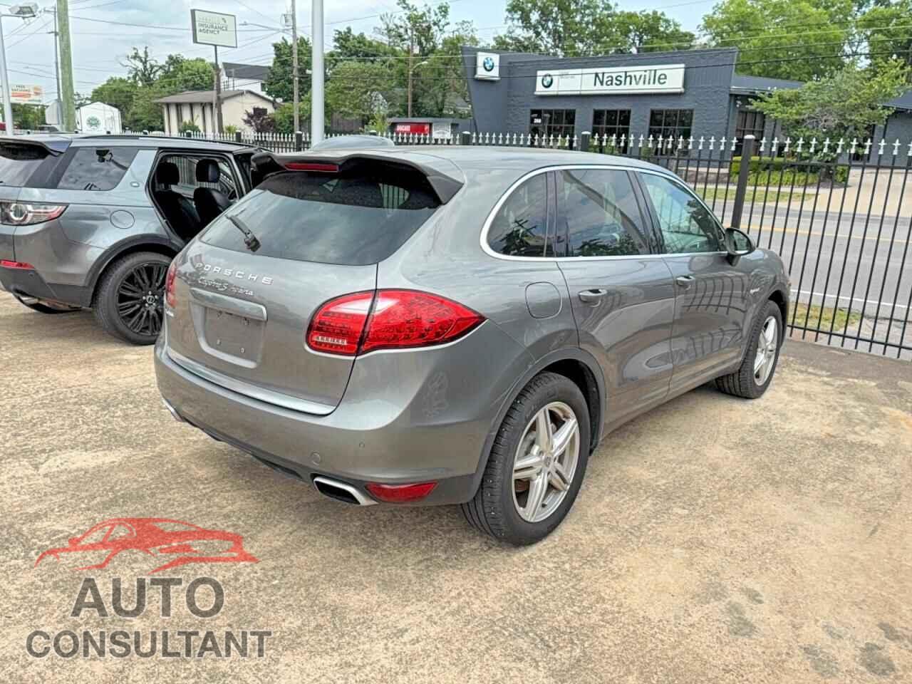 PORSCHE CAYENNE 2013 - WP1AE2A29DLA14418