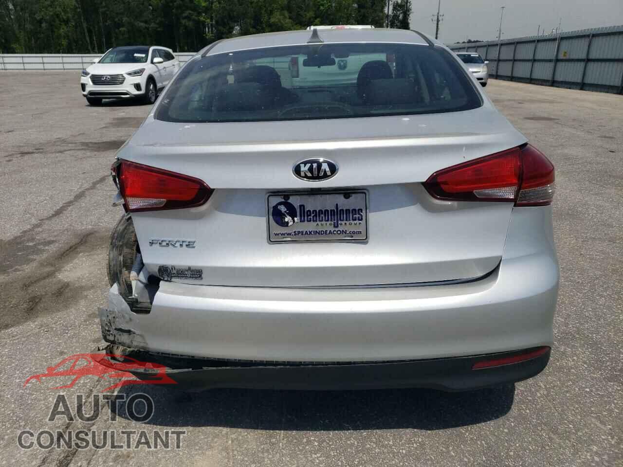 KIA FORTE 2017 - 3KPFL4A73HE149087