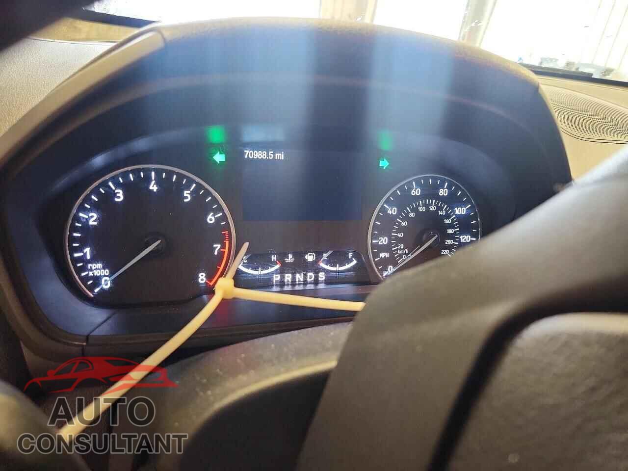 FORD ECOSPORT 2019 - MAJ6S3KLXKC269370