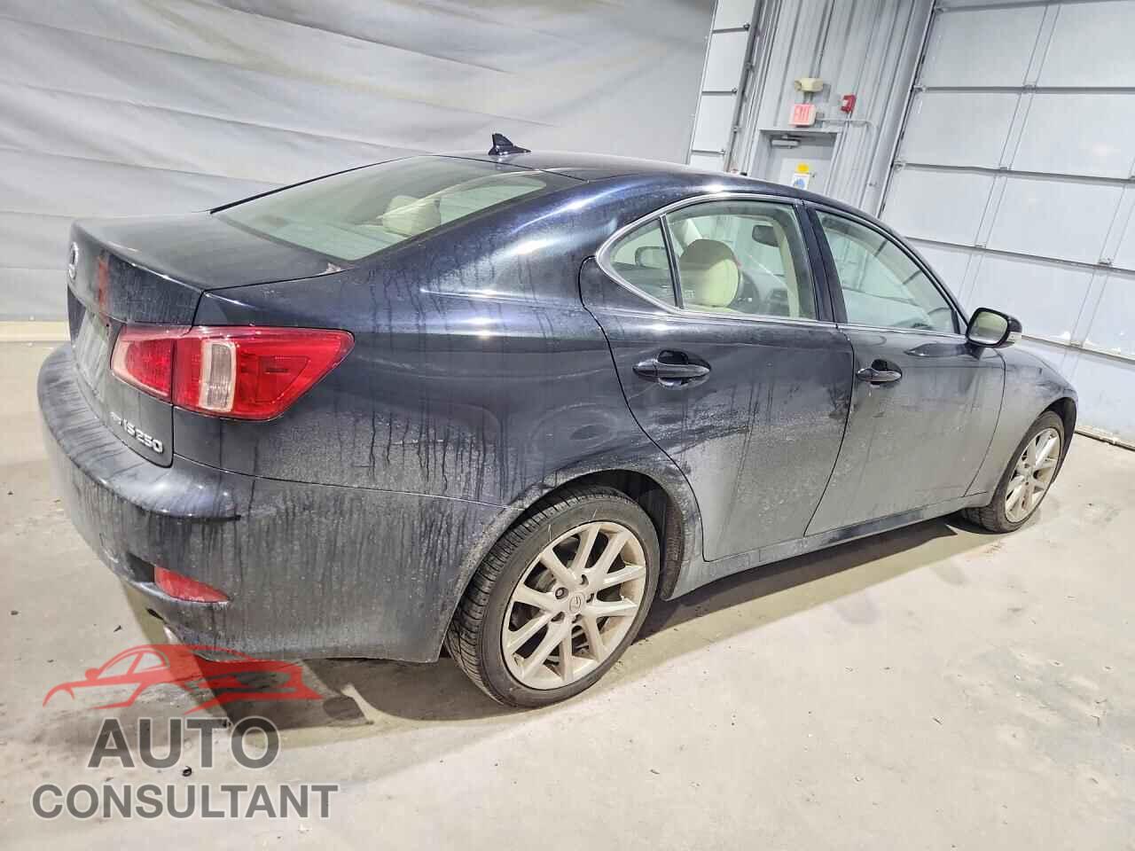 LEXUS IS 2012 - JTHCF5C26C5055645