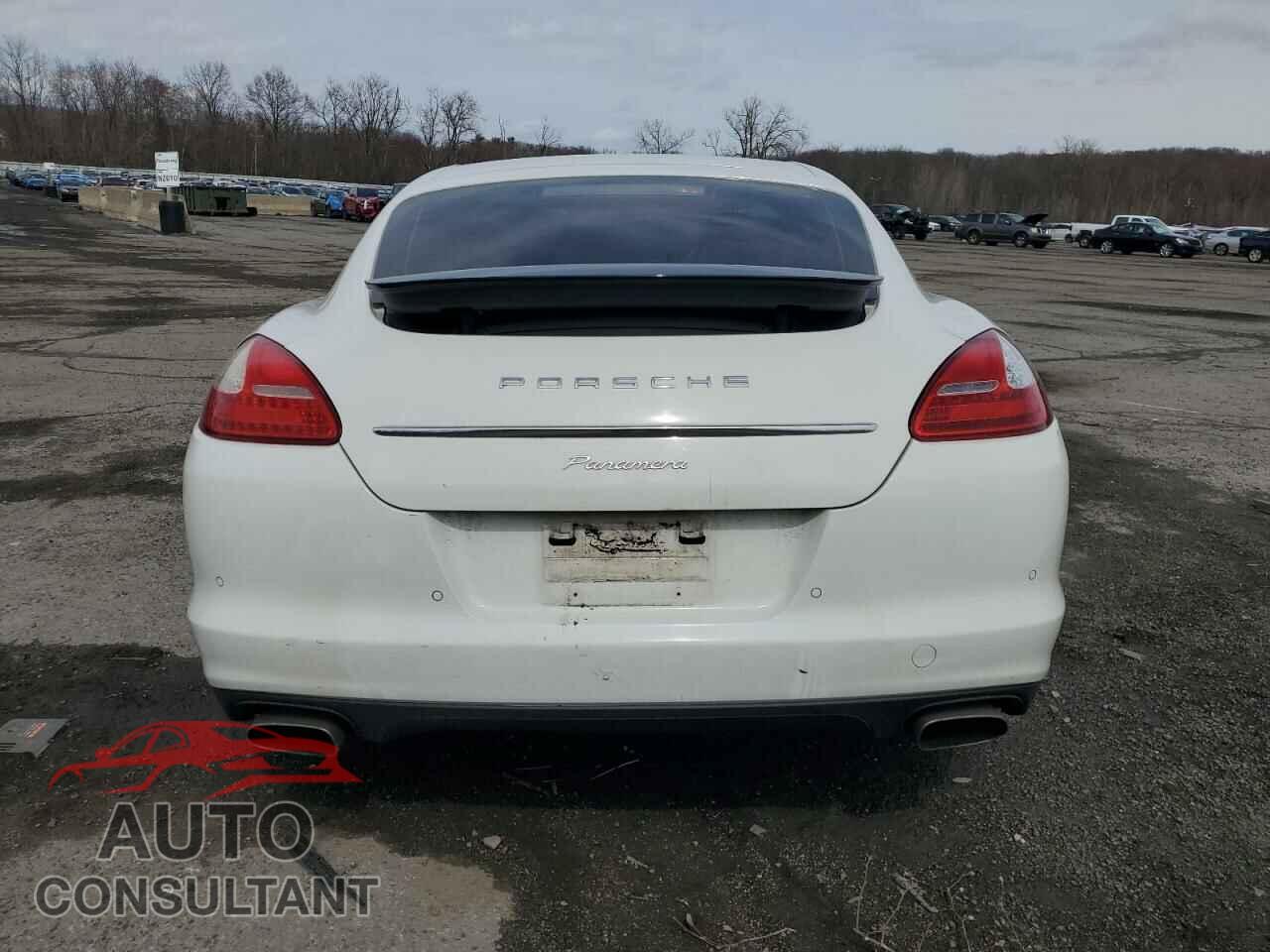 PORSCHE PANAMERA 2011 - WP0AA2A73BL019314