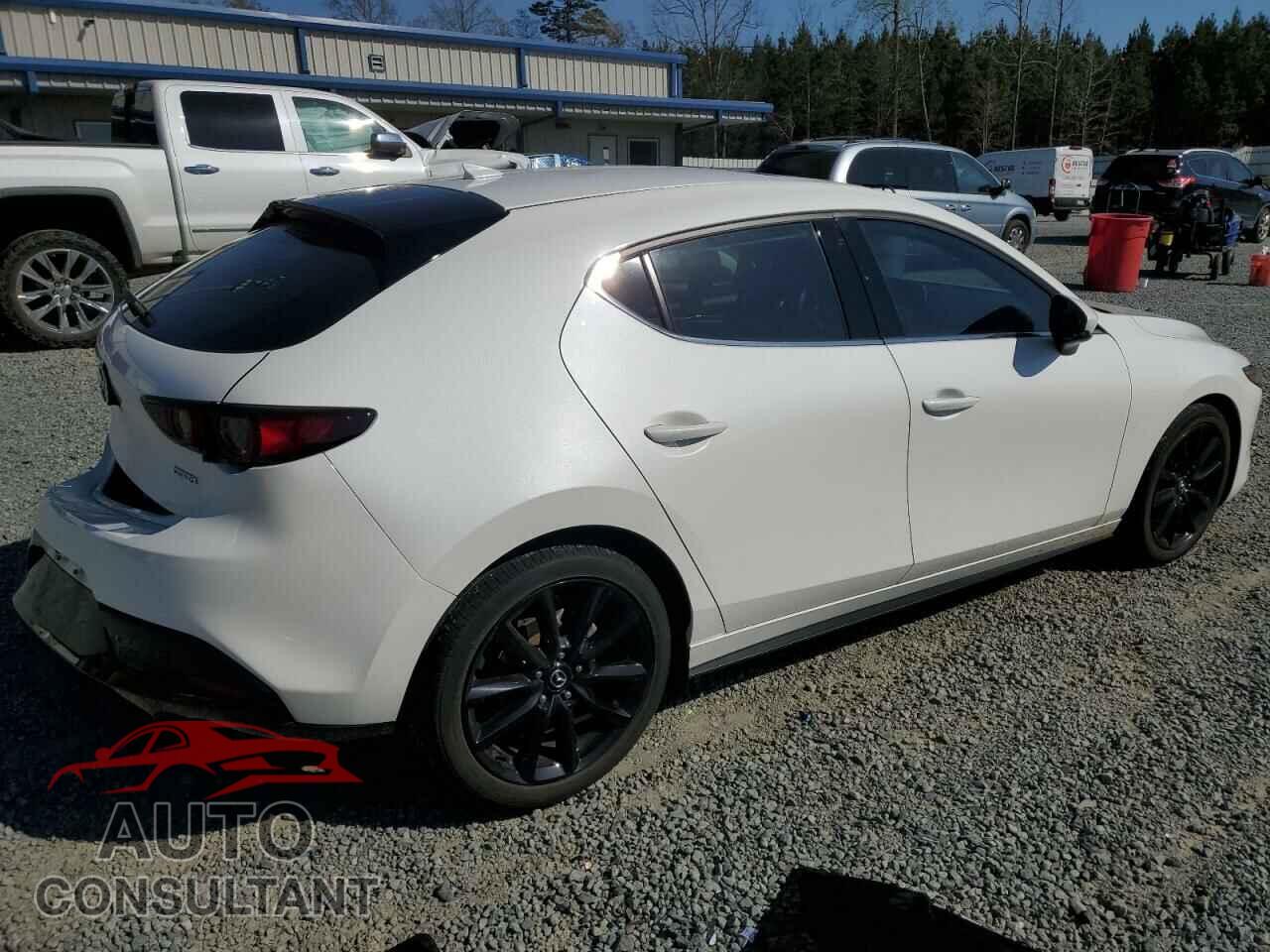 MAZDA 3 2019 - JM1BPANM1K1115306
