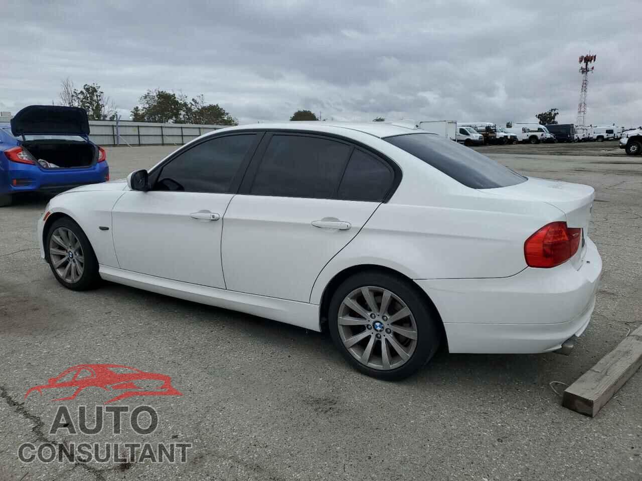 BMW 3 SERIES 2011 - WBAPH5C57BF093236