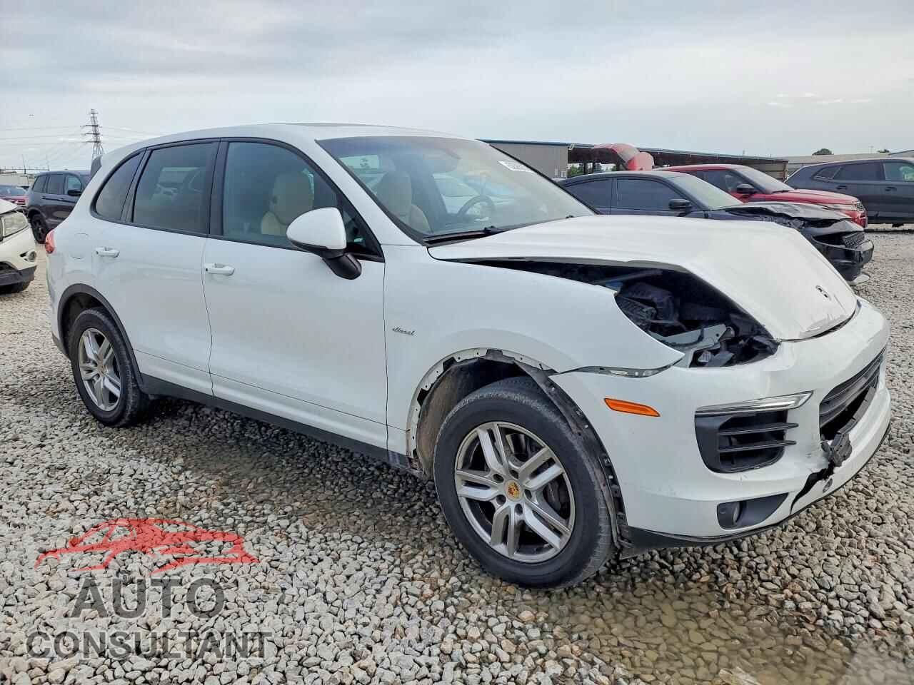PORSCHE CAYENNE 2016 - WP1AF2A24GKA41193