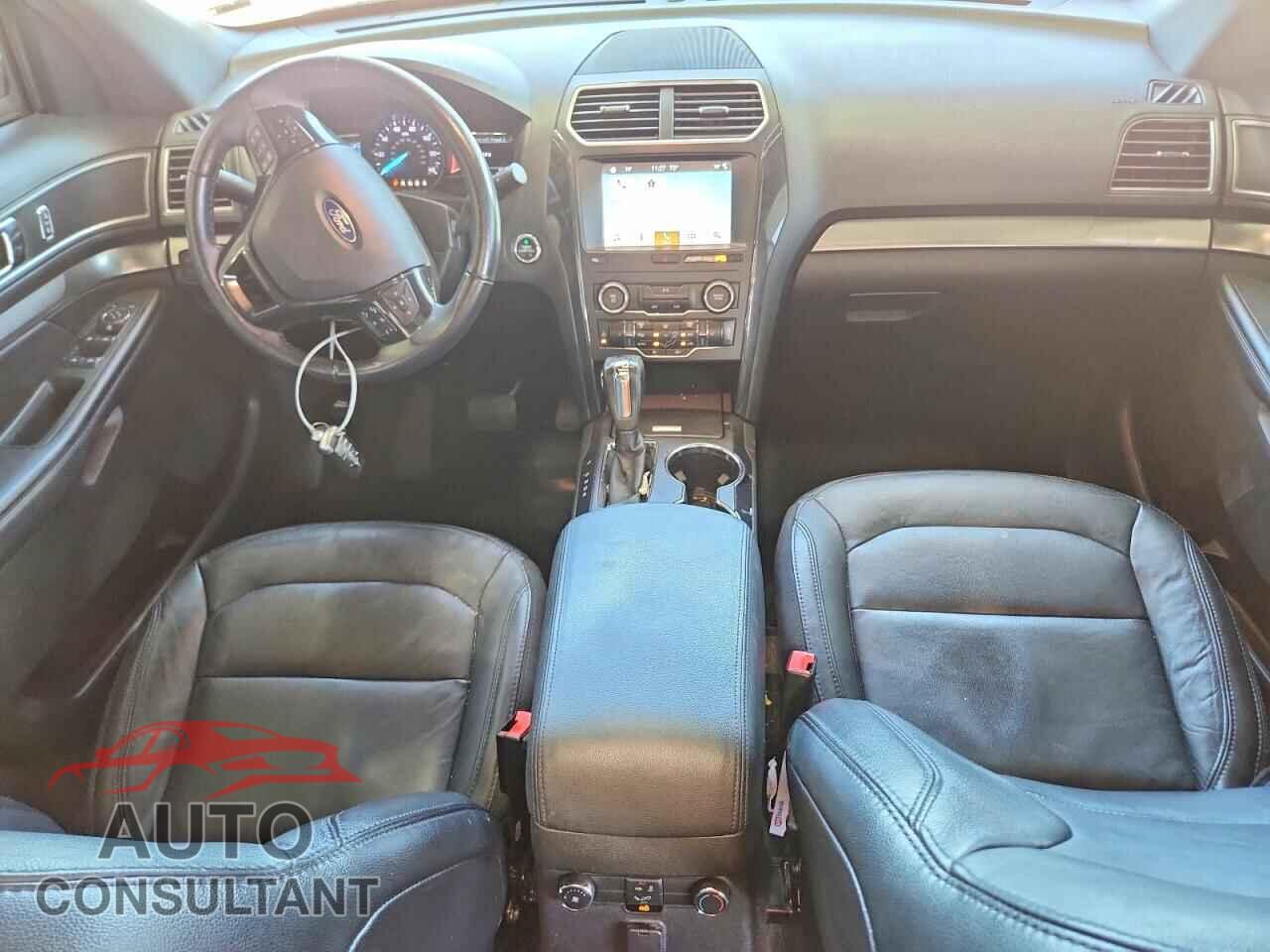 FORD EXPLORER 2018 - 1FM5K8D80JGB93690