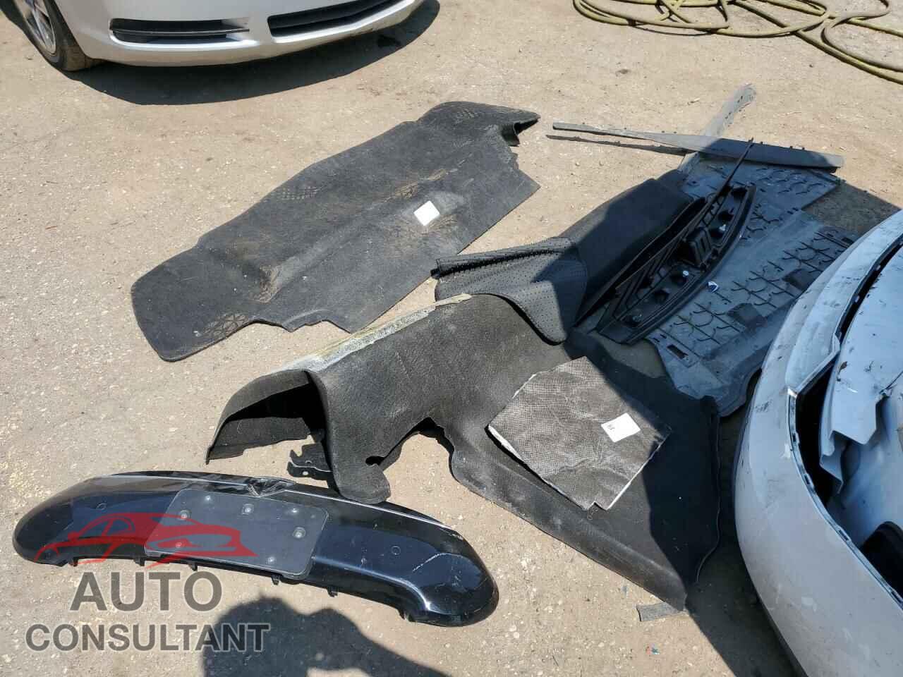 TESLA MODEL S 2015 - 5YJSA1S20FF087533