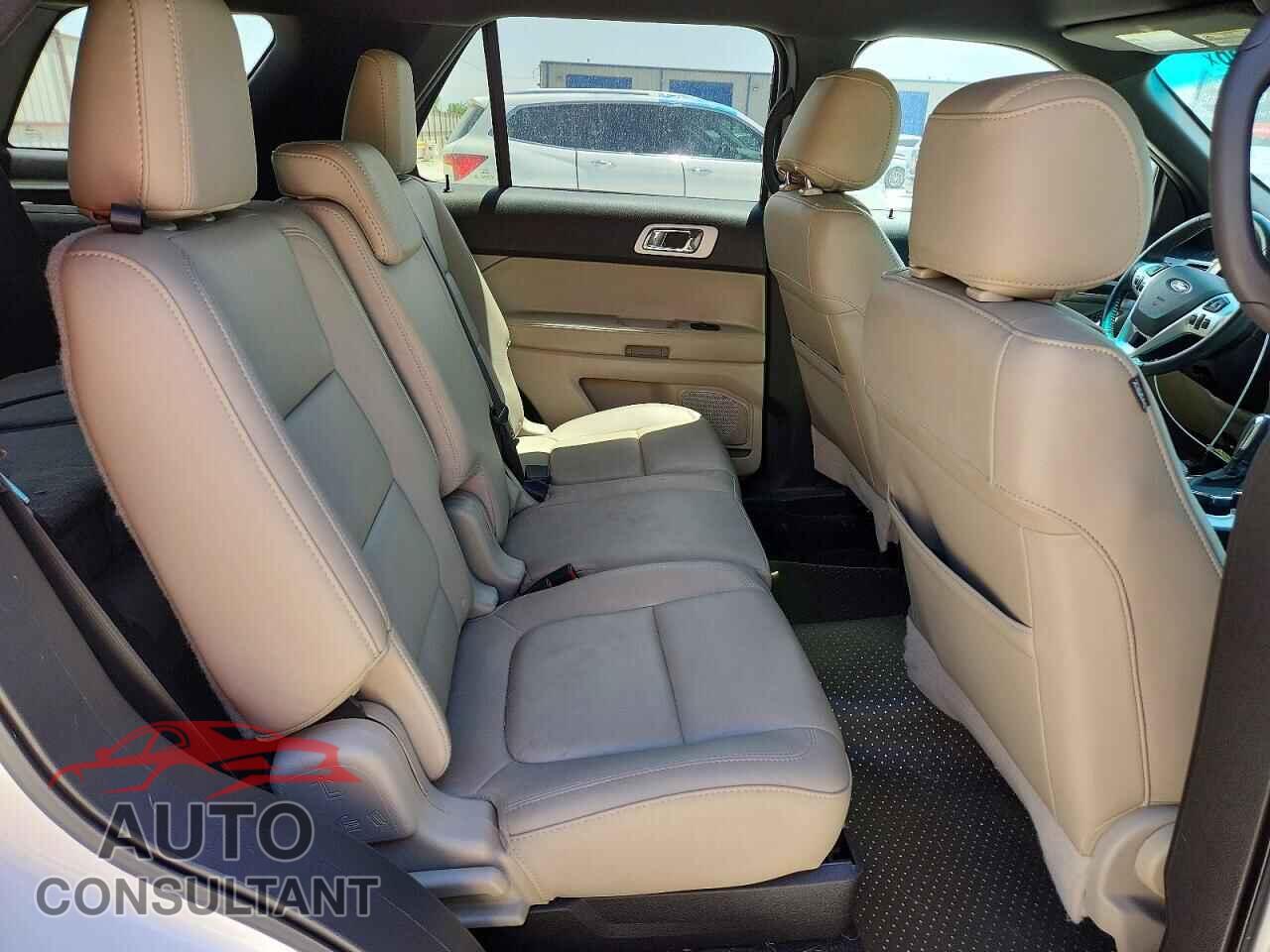 FORD EXPLORER 2015 - 1FM5K7D87FGC37296