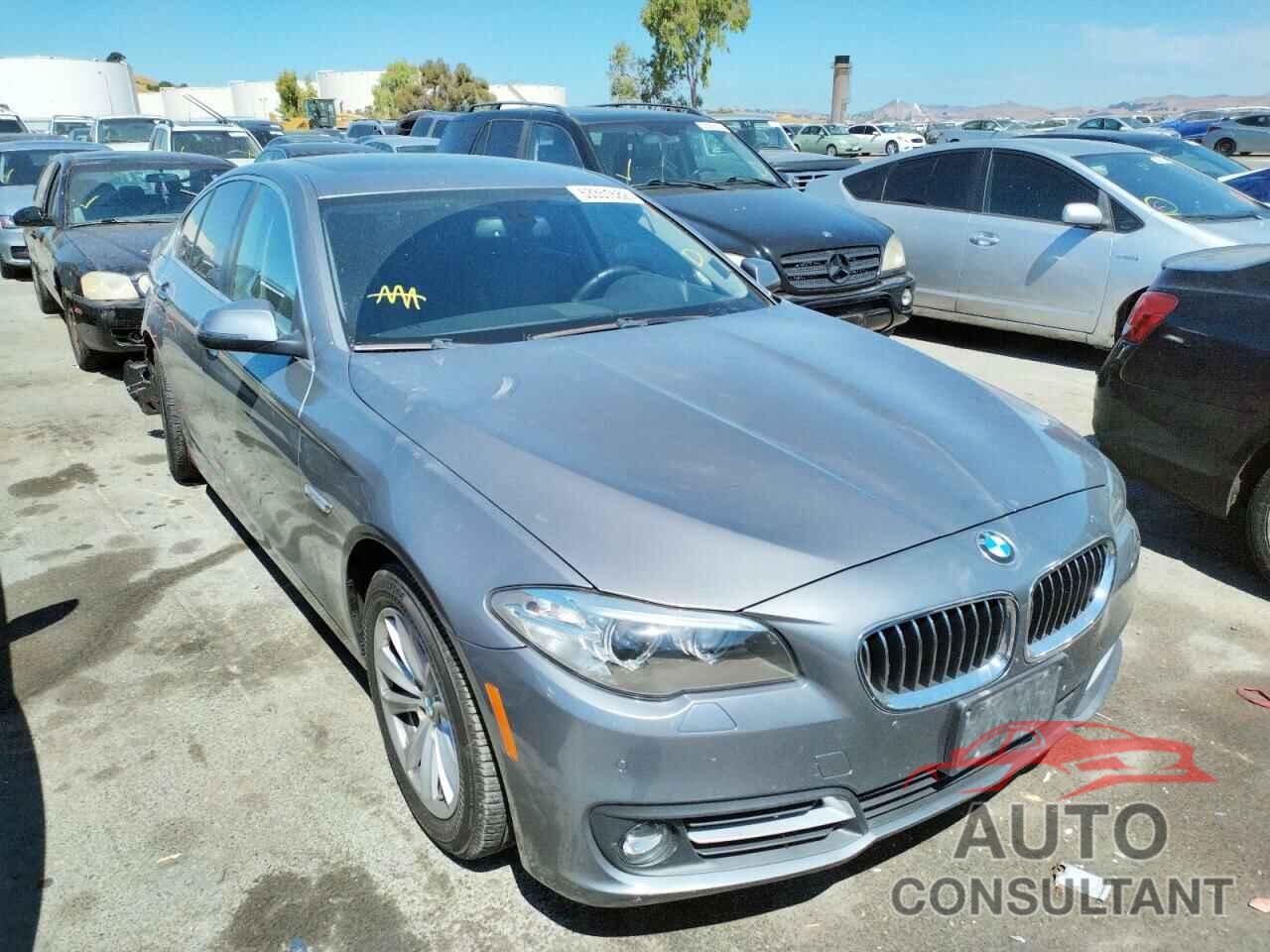 BMW 5 SERIES 2016 - WBA5A5C58GG352023