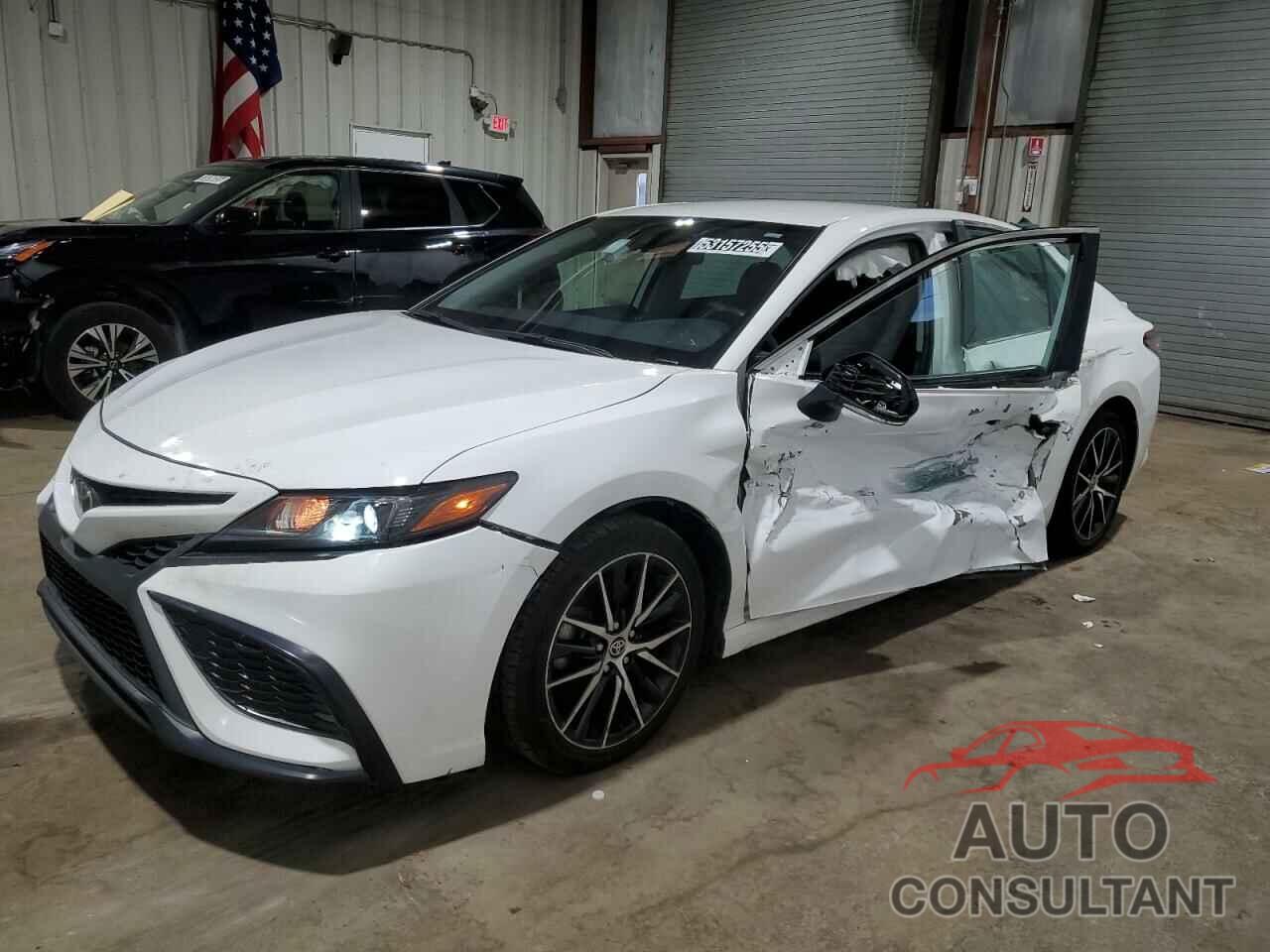 TOYOTA CAMRY 2022 - 4T1G11AK9NU710088
