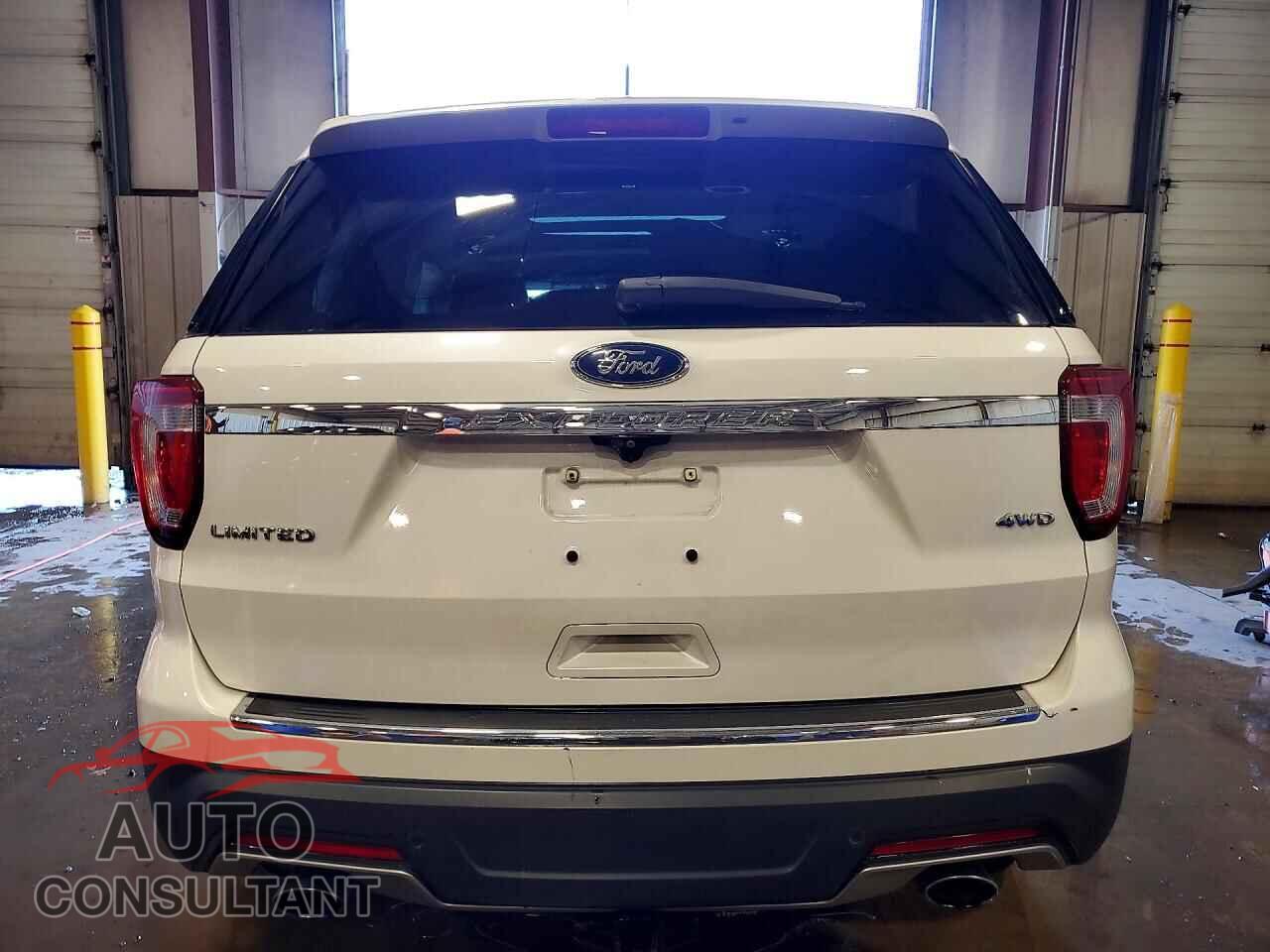 FORD EXPLORER 2018 - 1FM5K8F86JGB15010