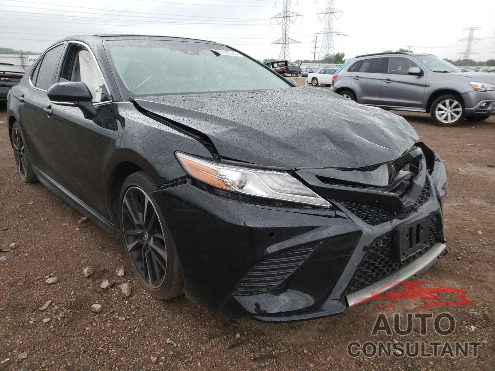 TOYOTA CAMRY 2018 - 4T1B61HKXJU012102