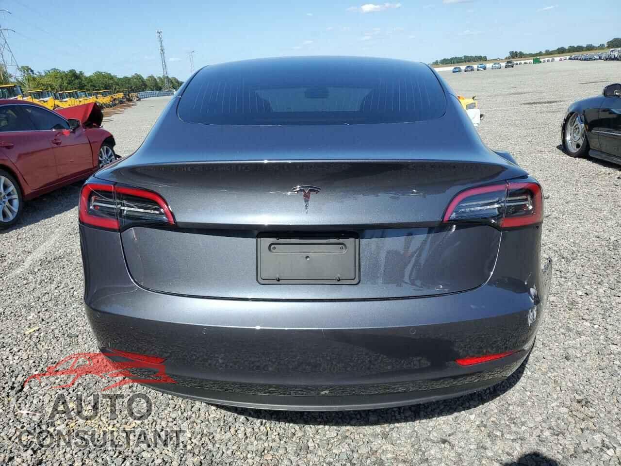 TESLA MODEL 3 2020 - 5YJ3E1EA0LF784854