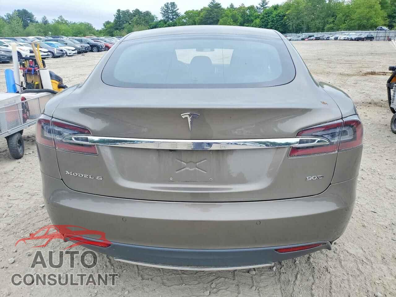 TESLA MODEL S 2016 - 5YJSA1E22GF129620