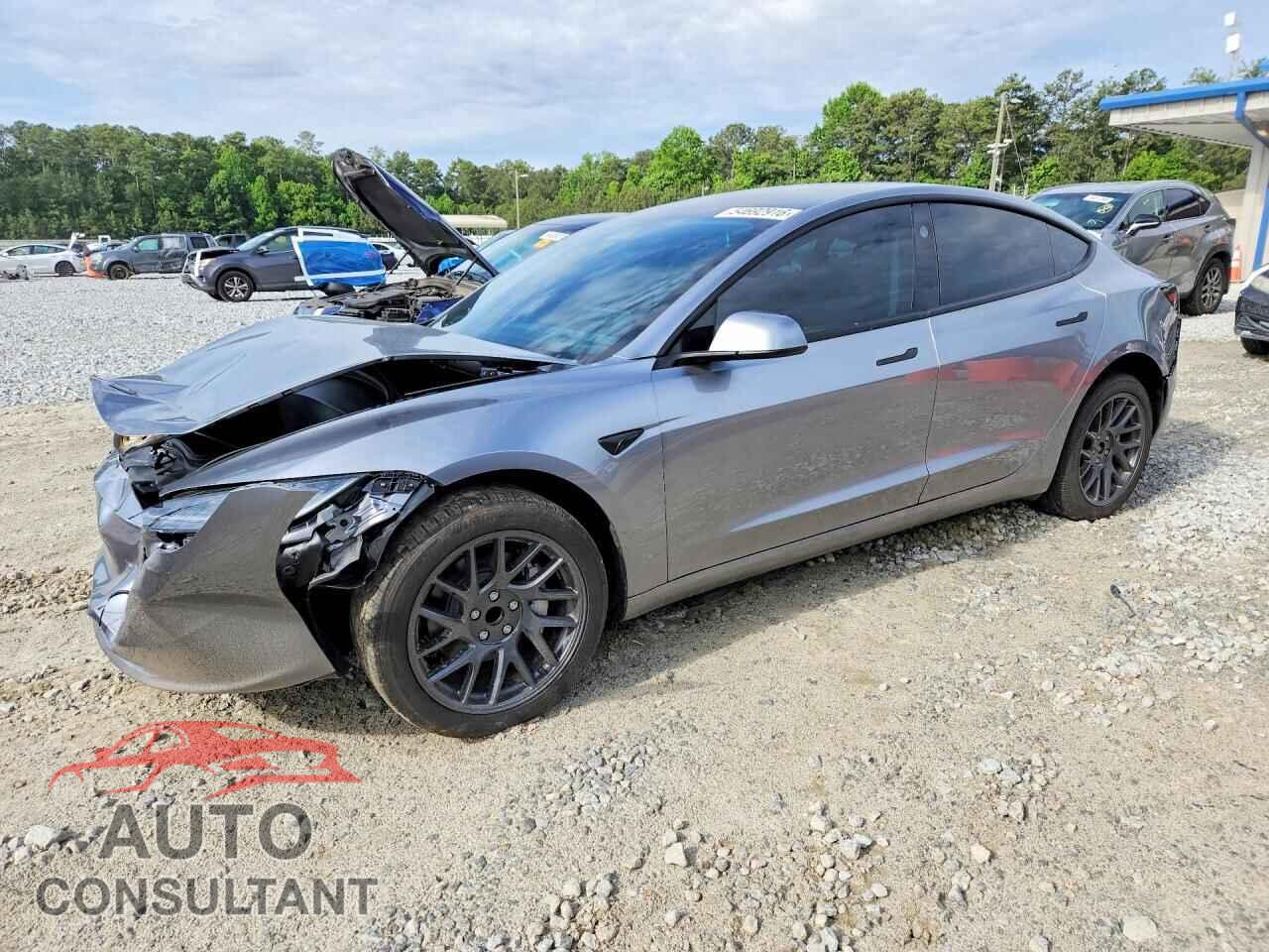 TESLA MODEL 3 2026 - 5YJ3E1EA7TF140218